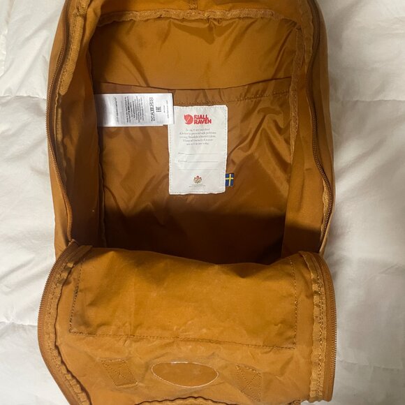 Fjallraven Kanken Laptop 13 in - Picture 4 of 11